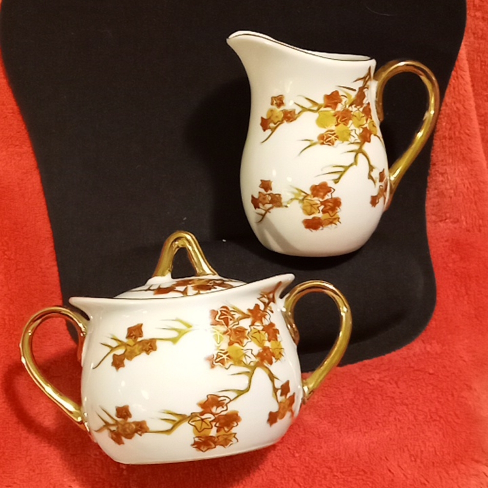 Creamer and sugar set